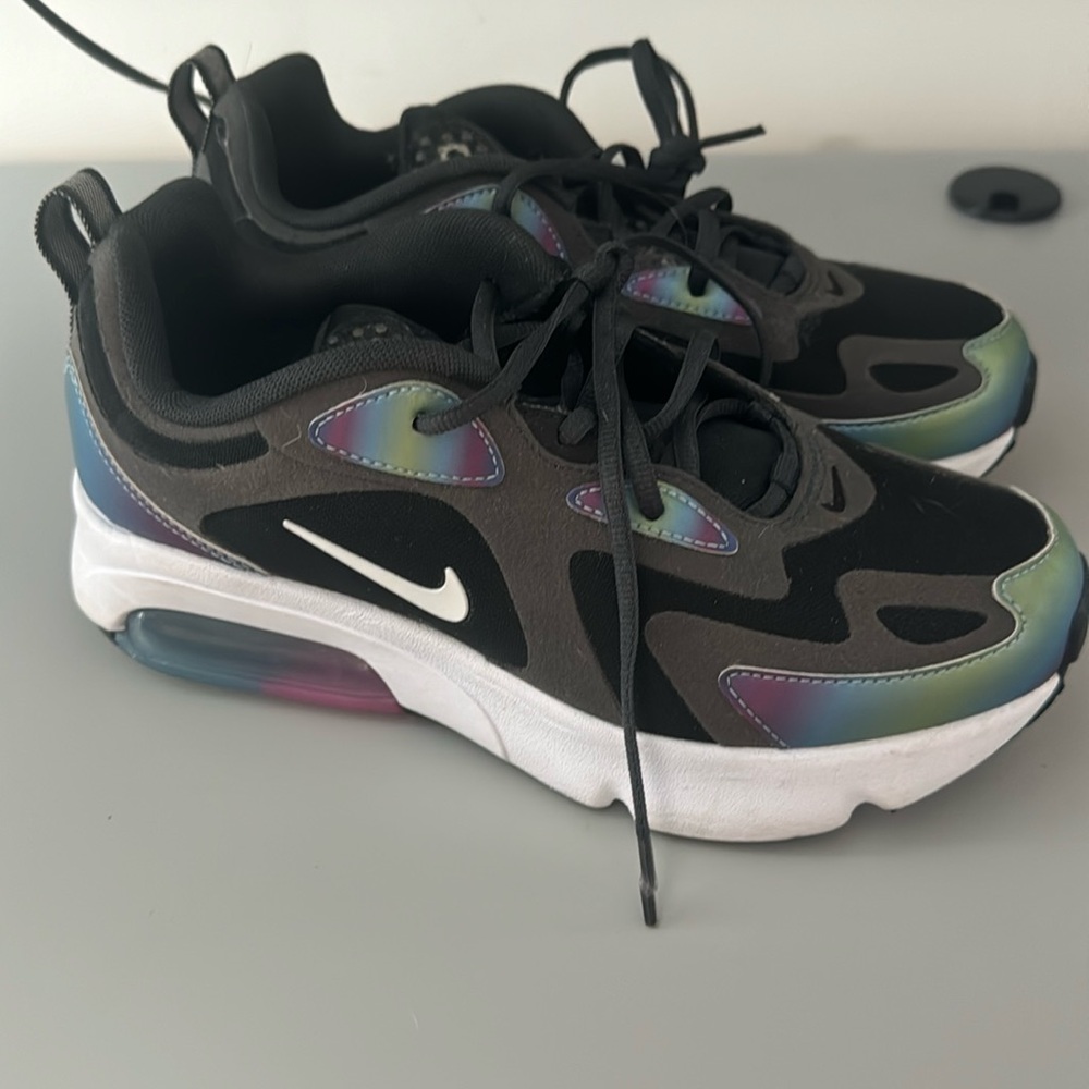 Nike air